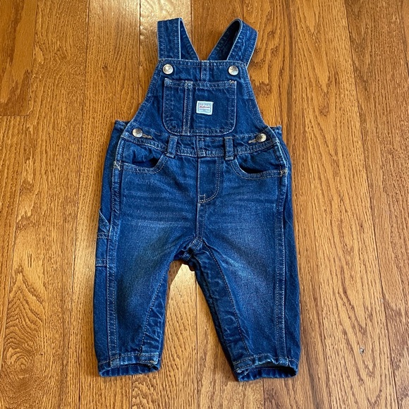 Old Navy Classic Blue Baby Boy or Girl size 6-12 months with adjustable straps - Picture 1 of 4